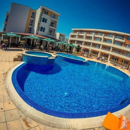 Апартамент Beautiful Studio. Only 10 Minutes To The Beach! *
